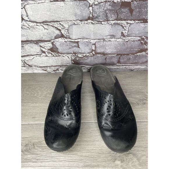 Dansko Shyanne Black Leather Floral Cut Mules Clogs Shoes Women Sz 40EU/9.5M US - Picture 16 of 16